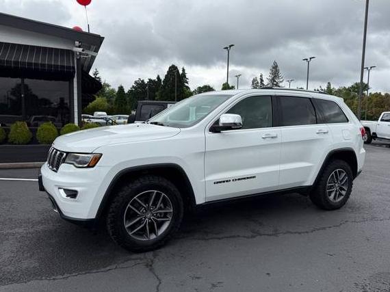 JEEP GRAND CHEROKEE 2017 1C4RJFBG9HC776218 image